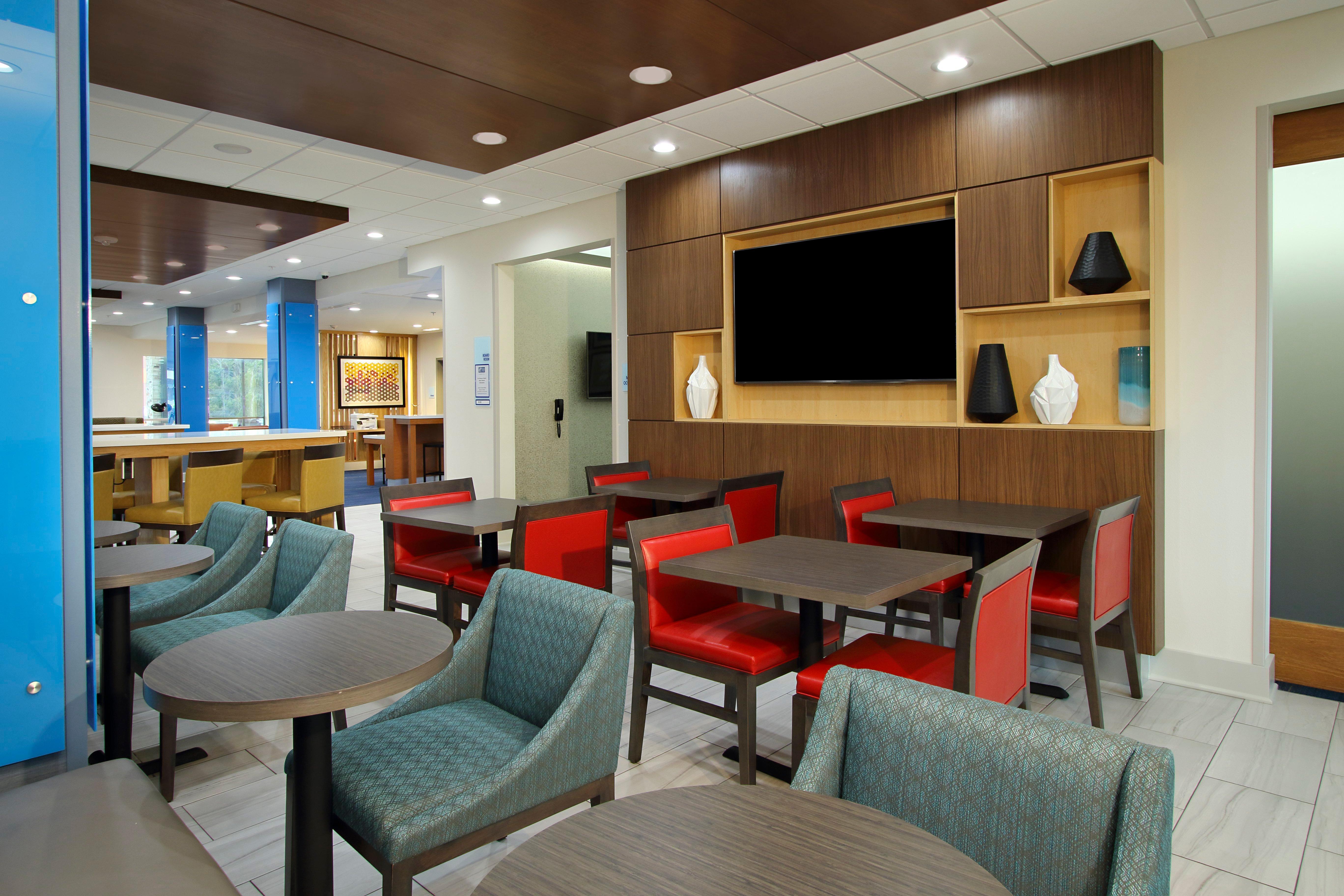 Holiday Inn Express & Suites - Lake Charles South Casino Area By Ihg Zewnętrze zdjęcie