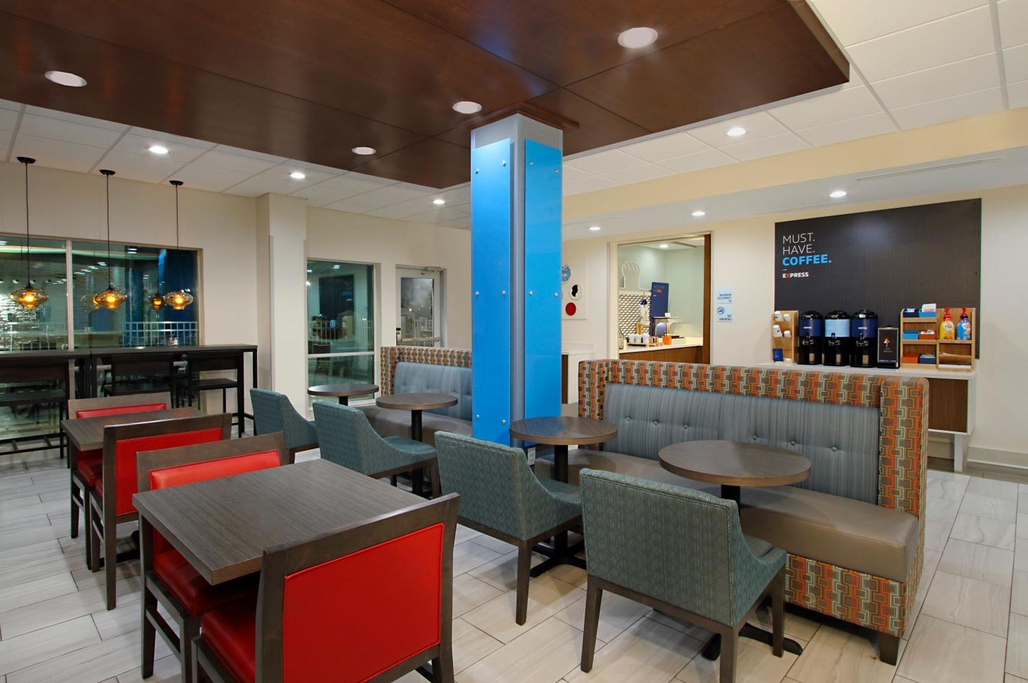 Holiday Inn Express & Suites - Lake Charles South Casino Area By Ihg Zewnętrze zdjęcie